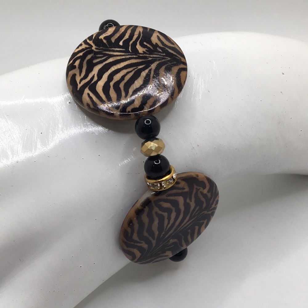 Custom Tiger Print Bracelet - Picture 2 of 2
